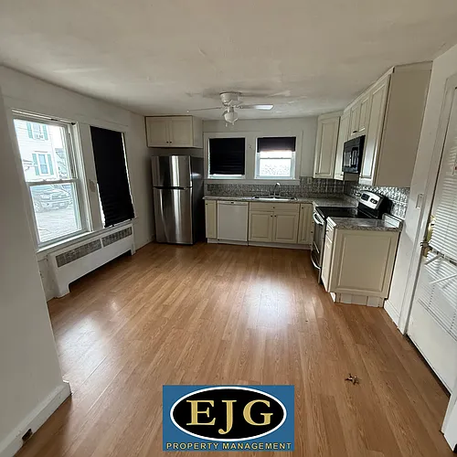 51 Harrison St Photo 1