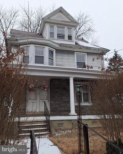 112 Barker Ave, Sharon Hill, PA, 19079