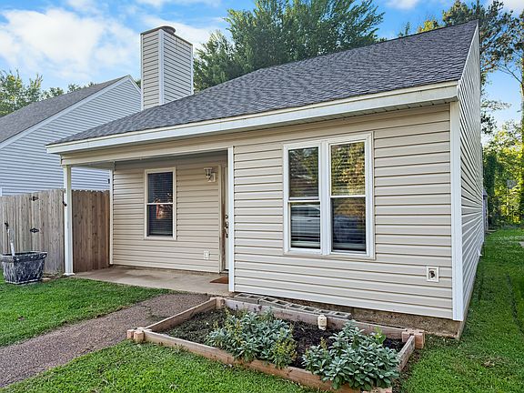 2nd image of 173B Cumberland Rd