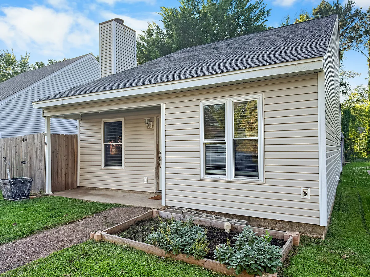 Building Photo - 173B Cumberland Rd