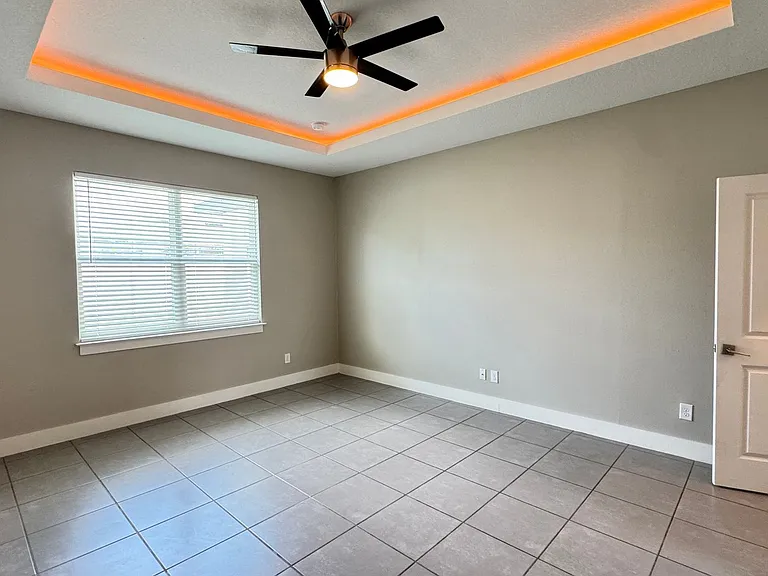 256 Hyacinth Ct — Photo 23