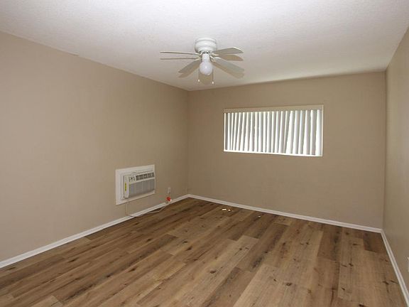 5th image of 1809 E Wilshire Ave APT 1