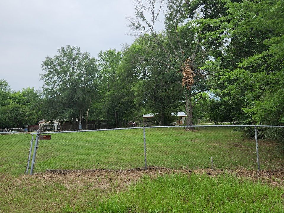 1st image of 106 Summit Ridge Dr