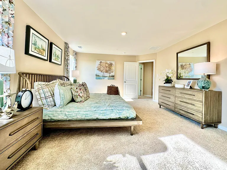 377 Robbins Farm Rd — Photo 4