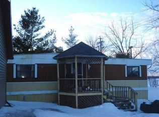 1018 Eureka St, Ripon, WI 54971