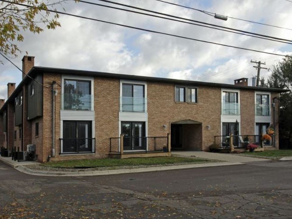 1st image of 2575 Catalpa Dr APT 11