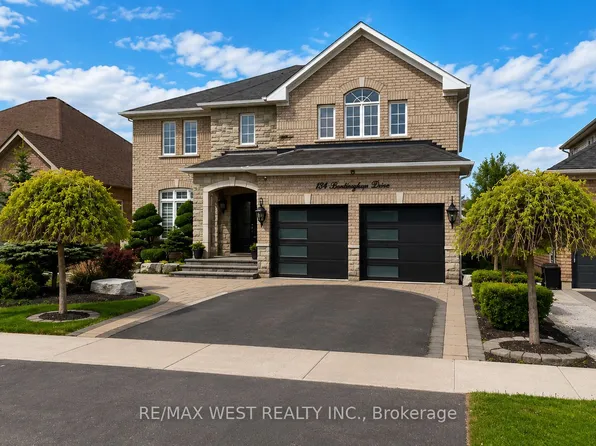 134 Sandringham Dr, Barrie, ON L4M 0C9