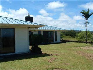 4th image of 2988 Kaumana Dr