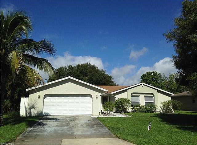 1st image of 4114 SE 1st Ct