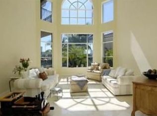 1151 Pelican Ln, Hollywood, FL 33019