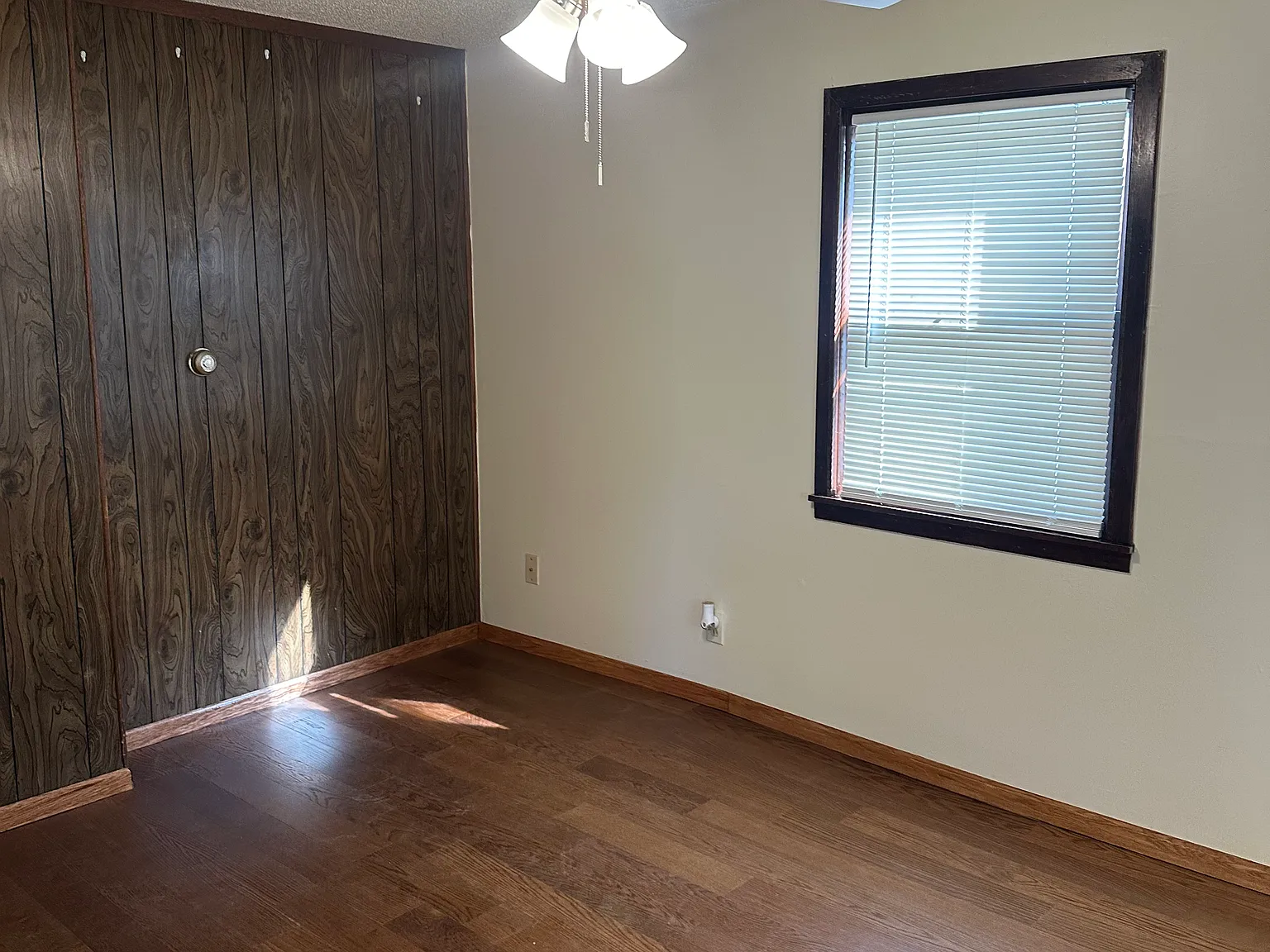 524 Chestnut St — Photo 2