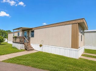 25 Horseshoe Dr, Newark, OH 43055