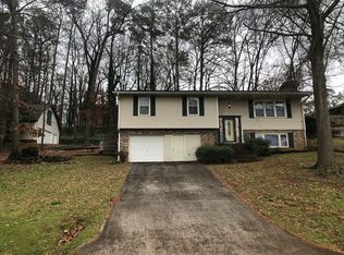 209 Wildwood Dr, Cartersville, GA 30120