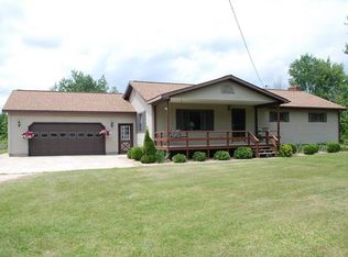 1382 S Clarwin Ave, Gladwin, MI 48624