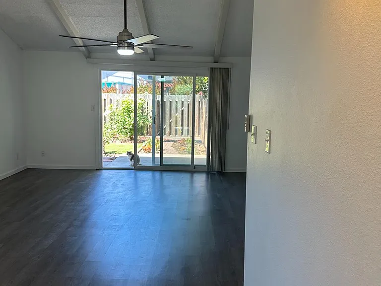 1415 E Rialto Ave #104 — Photo 2