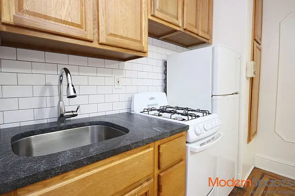 Rented by Modern Spaces | media 6