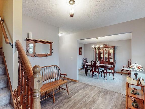 3rd image of 20231 Abigail Ln