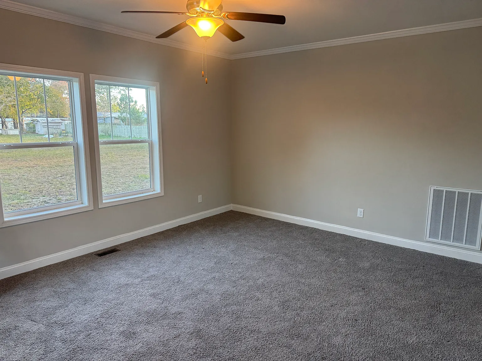 1197 Clariday Rd SW — Photo 2