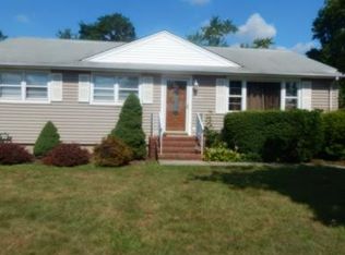 373 Pierson Ave, Edison, NJ 08837