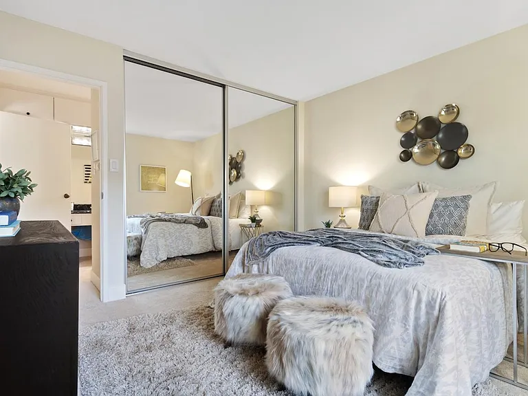 930 Peninsula Ave #303 — Photo 6