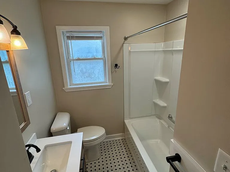 2711 Brownsboro Rd — Photo 7