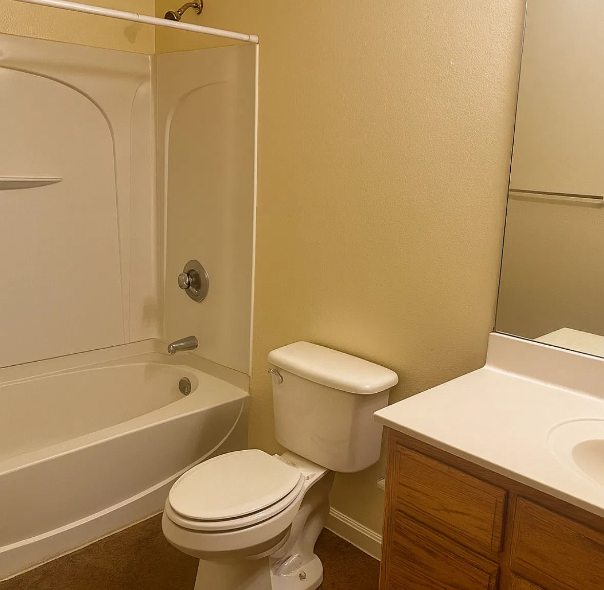 2 bed, 840 sqft, $825 — Photo 1