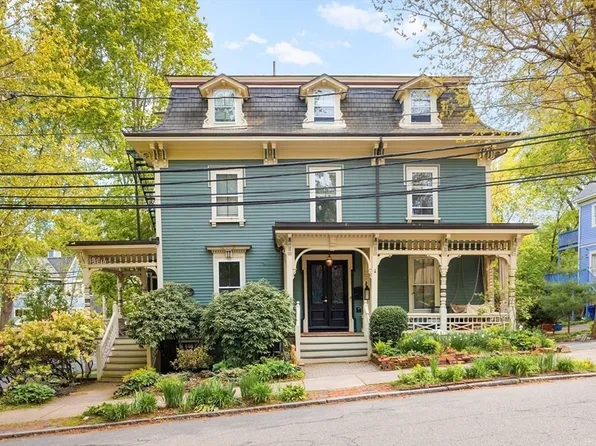 14 Russell St #3, Arlington, MA 02474