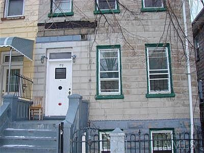 4th image of 1132 Saint Lawrence Ave