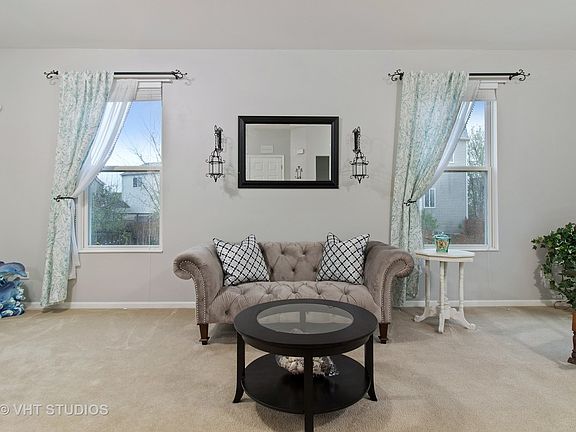 4th image of 301 Goldenrod Dr