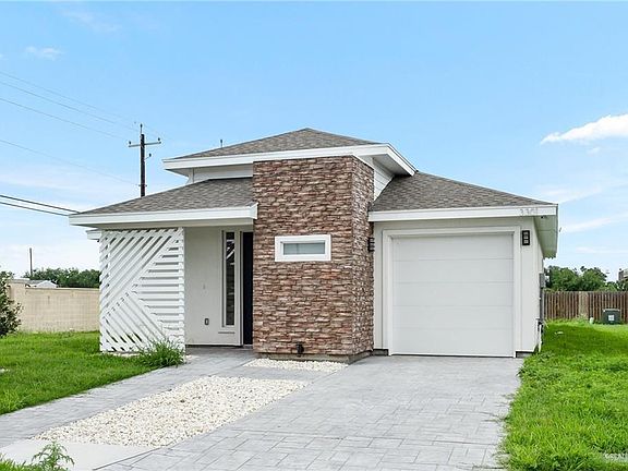 2nd image of 3301 Las Vistas Ln