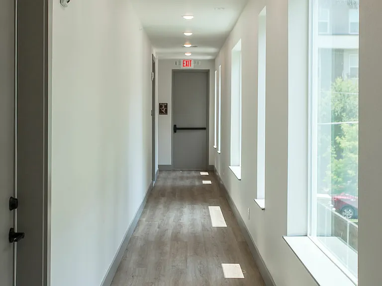 4001 Roseland Ave — Photo 21