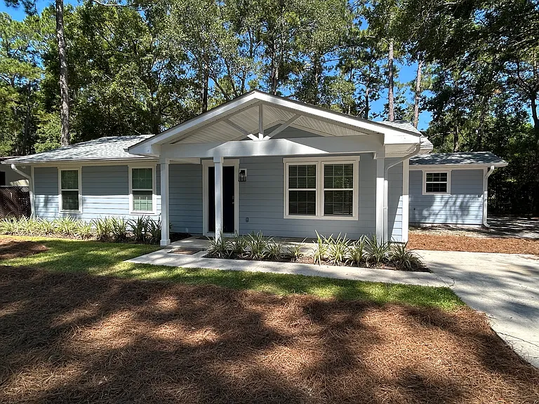 36 Parker Dr — Photo 2