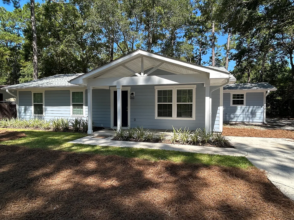 Building Photo - 36 Parker Dr