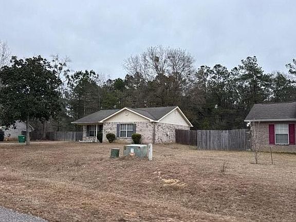 3rd image of 22034 Rayvan Ln