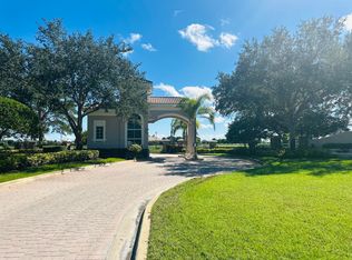 2820 SW Stoneybrook Way, Palm City, FL 34990