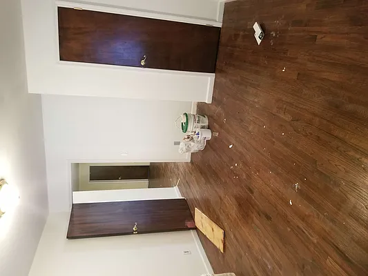 Rented by City Express Realty & Management Corp | media 41