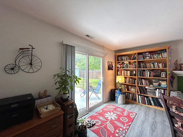 124 Empire Blvd — Photo 26