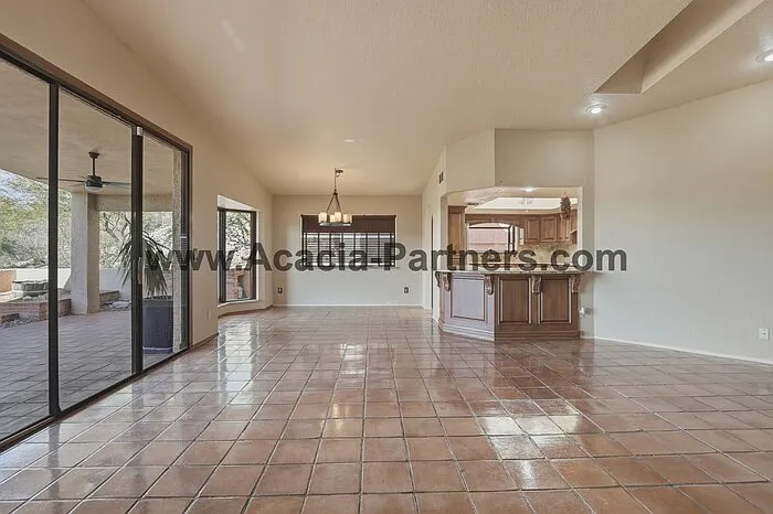 4221 N Summer Set Dr — Photo 8