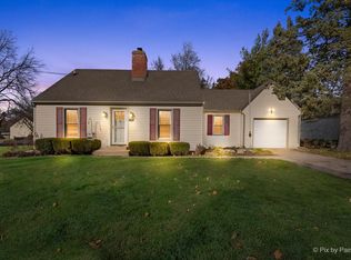 1106 W Highland Ave, Elgin, IL 60123