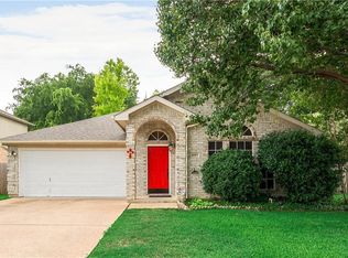4507 Malvern Hill Rd, Grand Prairie, TX 75052