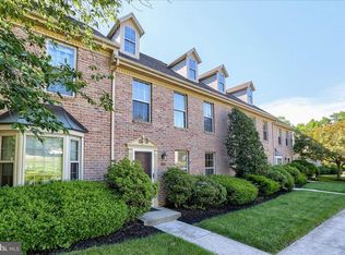 1777 Kings Arms Ct, New Cumberland, PA 17070