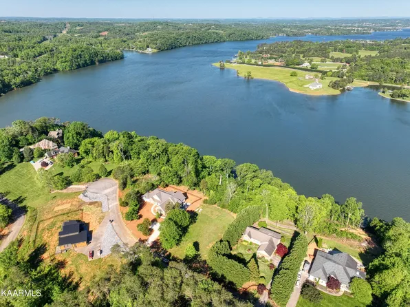 150 Bluffton Rd, Friendsville, TN 37737