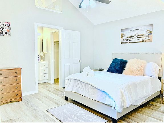 2nd image of 4709 Scots Briar Ln