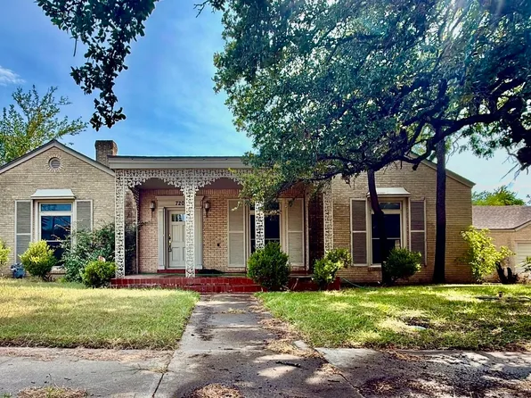 720B E Leslie St, Hamilton, TX 76531