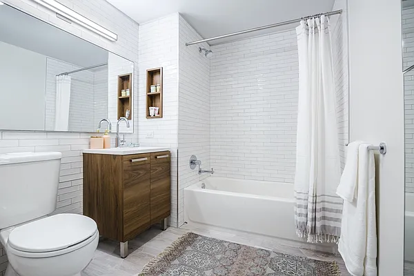 Rented by C & C Apartment Management, LLC | media 17