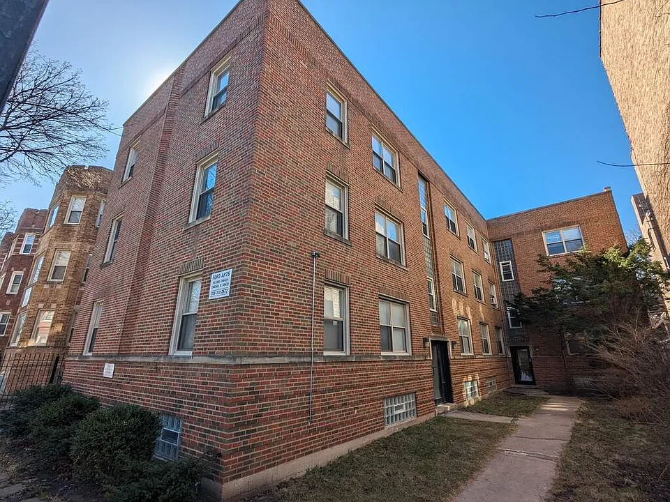 8210-12 S Ingleside Ave #3N