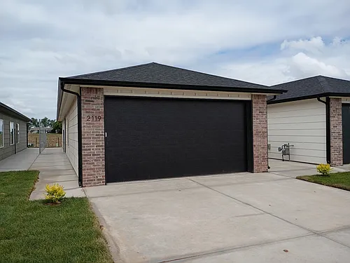2119 Reece St Photo 1