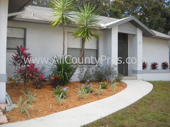 2216 Cork Oak St, Sarasota, FL 34232