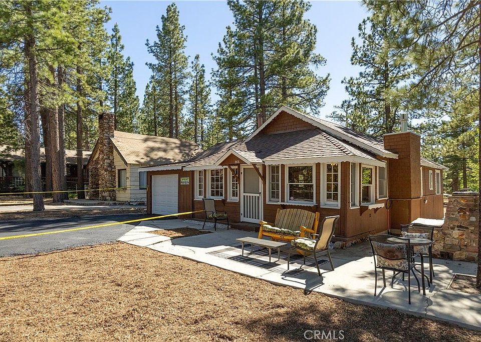 1st image of 286 Vista Ln