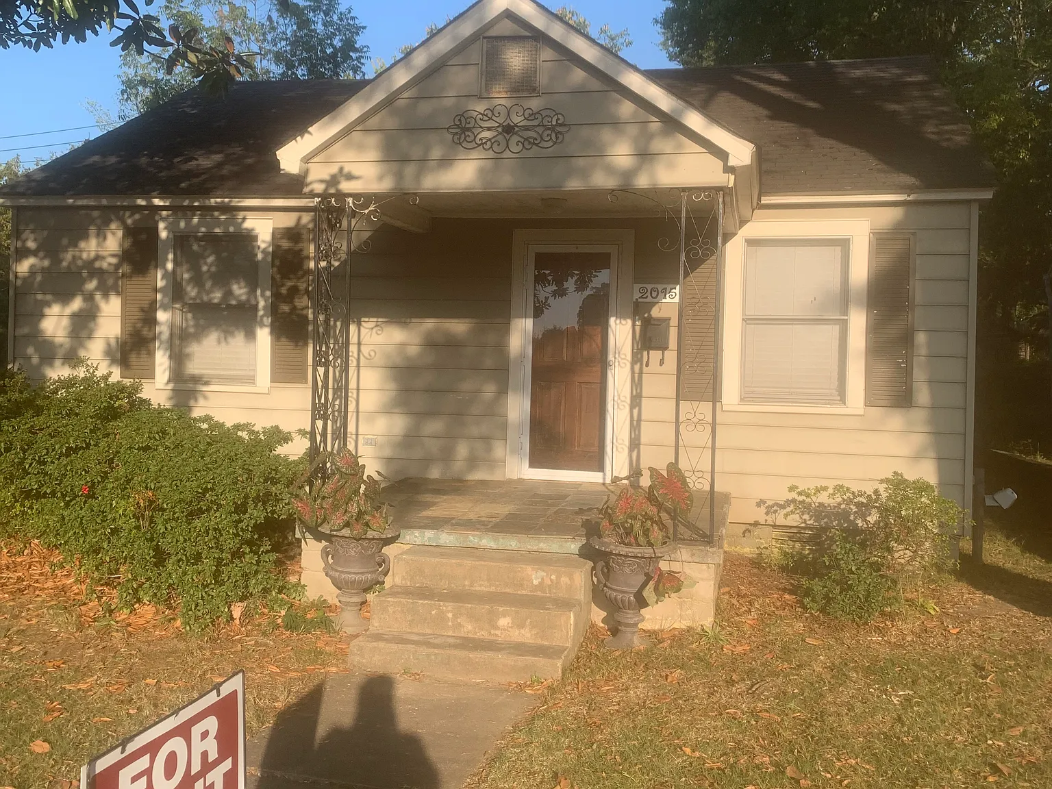 2 bed, 936 sqft, $1,500 — Photo 1